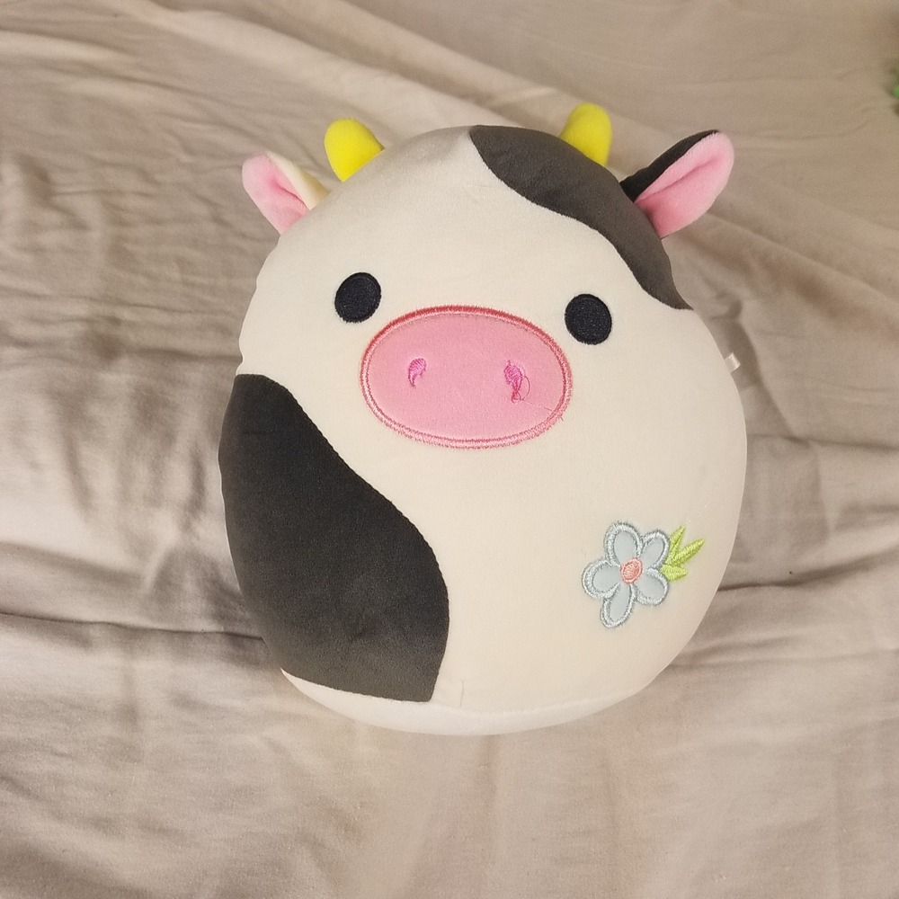 Squishmallows Connor the Cow Plush 8" White Black Flower Embroidery NWOT